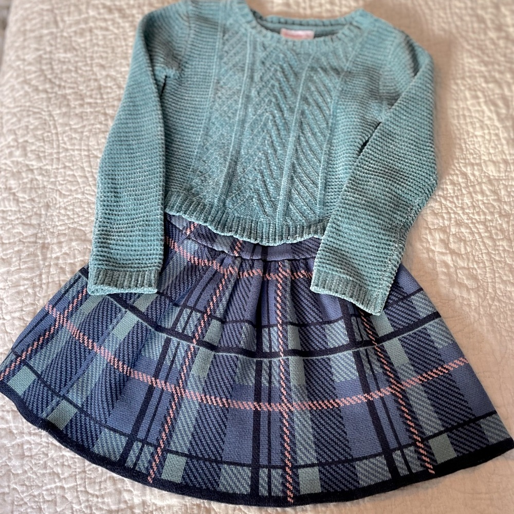 Tommy Bahama 2 Pc sweater set